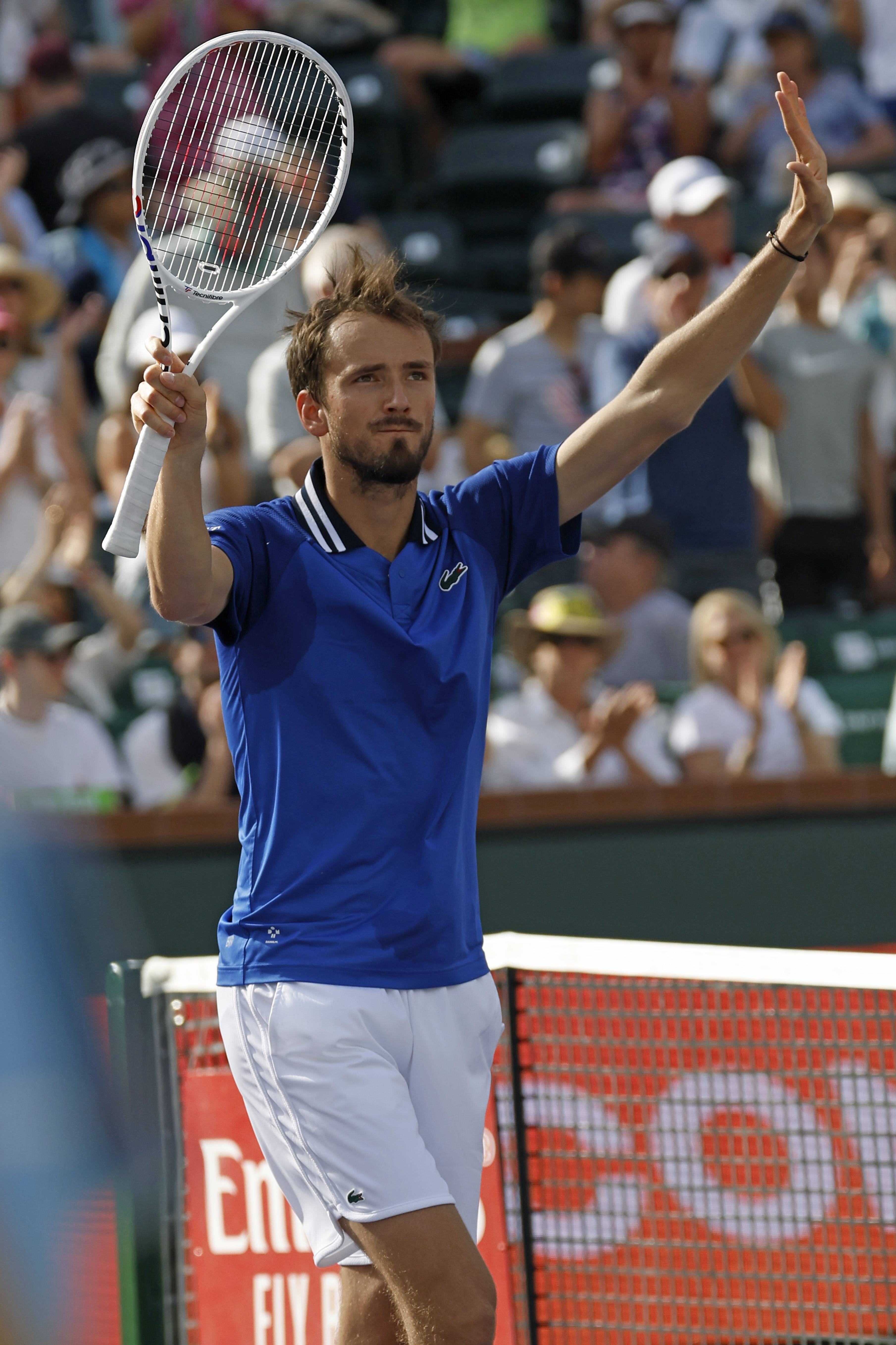 爱游戏-澳网碾压戴维斯杯，梅德韦杰夫高光表现