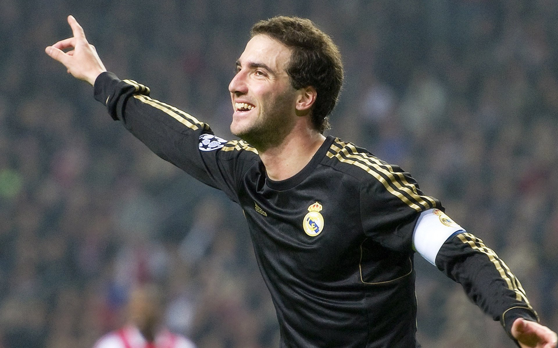 浓眉轰下生涯之夜,开拓者内外开花击溃山西